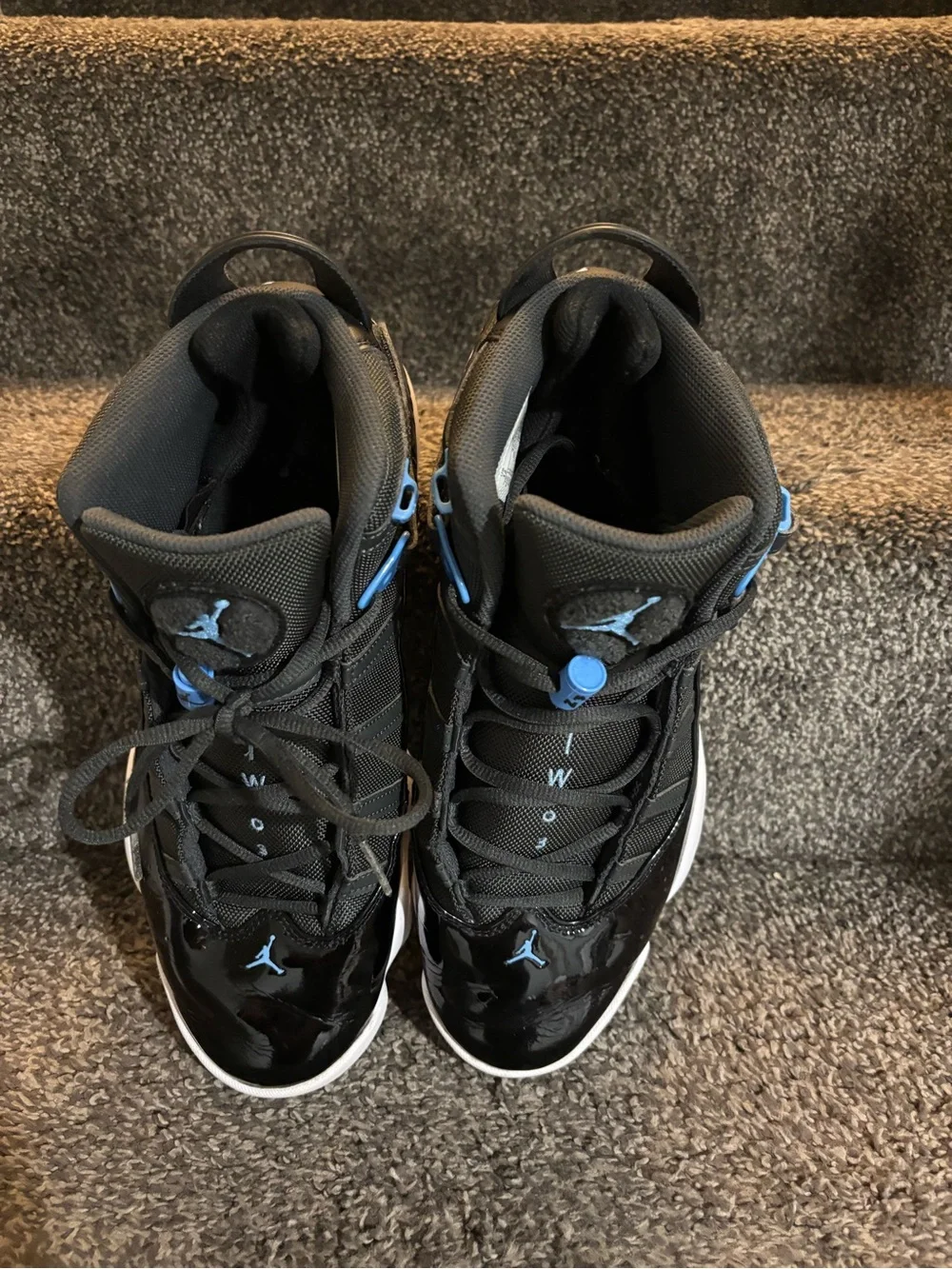 jordan 6 rings Black and university Blue size 12 like new Authentic